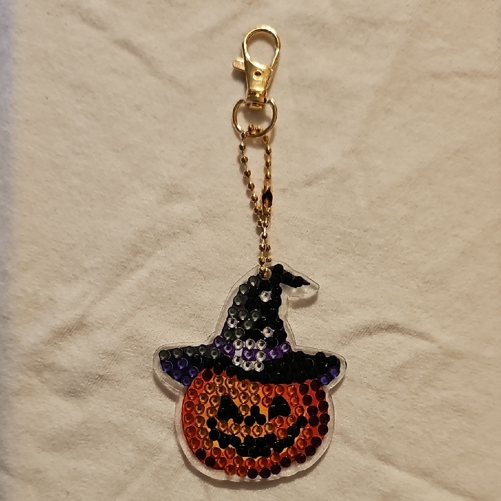 Rhinestone Jack O' Lantern Witch Hat Keychain